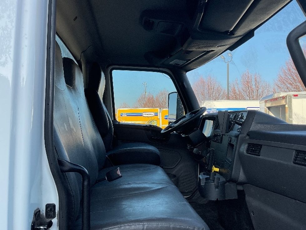 Medium Duty Box Truck-Light and Medium Duty Trucks-International-2021-MV607-Salt Lake City-UT-118,535\n\t\tmiles-$ 64,000 - Image 22