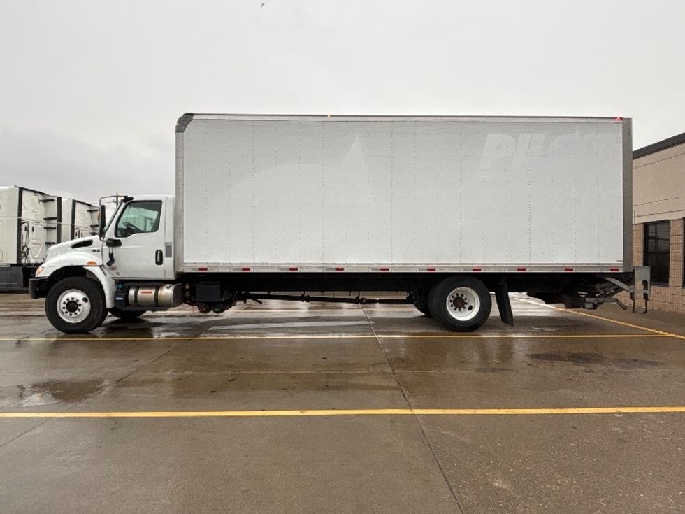Medium Duty Box Truck-Light and Medium Duty Trucks-International-2021-MV607-Salt Lake City-UT-168,535\n\t\tmiles-$ 56,750 - Image 4