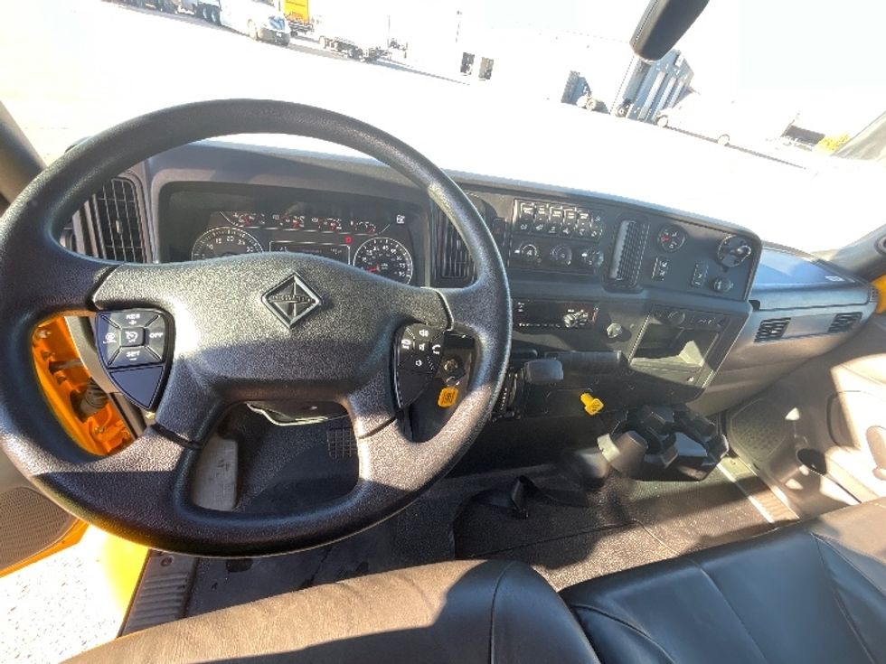 Medium Duty Box Truck-Light and Medium Duty Trucks-International-2021-MV607-Salt Lake City-UT-184,813\n\t\tmiles-$ 44,500 - Image 18