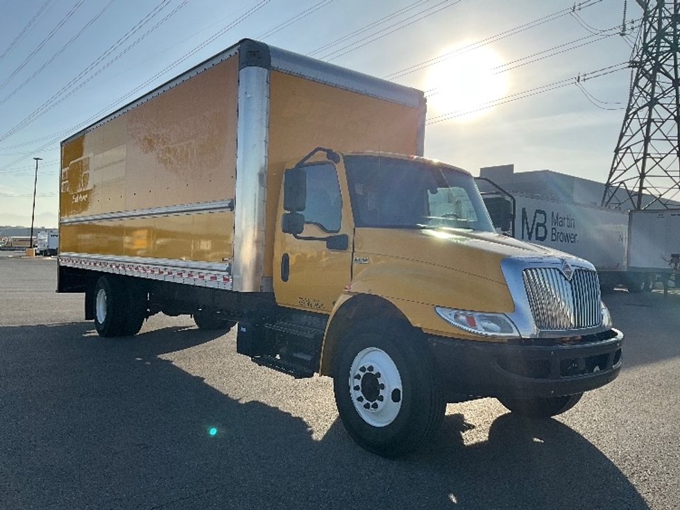 Medium Duty Box Truck-Light and Medium Duty Trucks-International-2021-MV607-Salt Lake City-UT-209,020\n\t\tmiles-$ 41,000 - Image 1