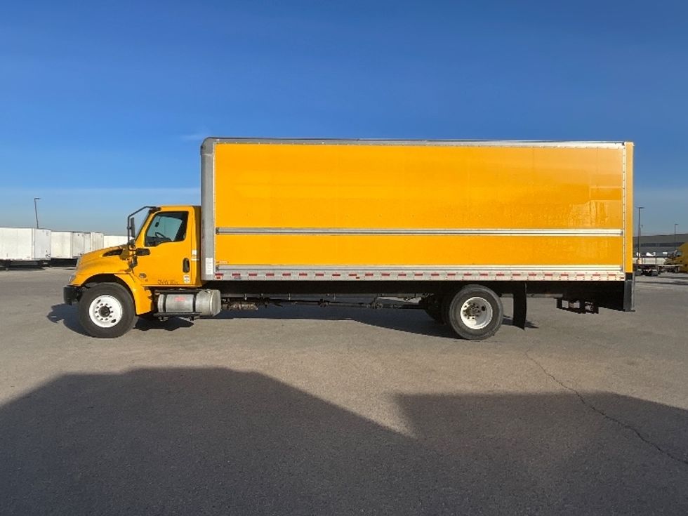 Medium Duty Box Truck-Light and Medium Duty Trucks-International-2021-MV607-Salt Lake City-UT-209,020\n\t\tmiles-$ 41,000 - Image 4