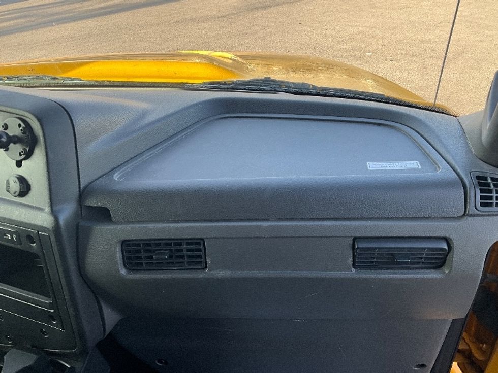 Medium Duty Box Truck-Light and Medium Duty Trucks-International-2021-MV607-Salt Lake City-UT-209,020\n\t\tmiles-$ 41,000 - Image 21