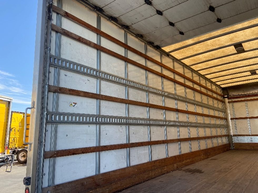 Medium Duty Box Truck-Light and Medium Duty Trucks-International-2021-MV607-San Antonio-TX-126,207\n\t\tmiles-$ 62,750 - Image 11