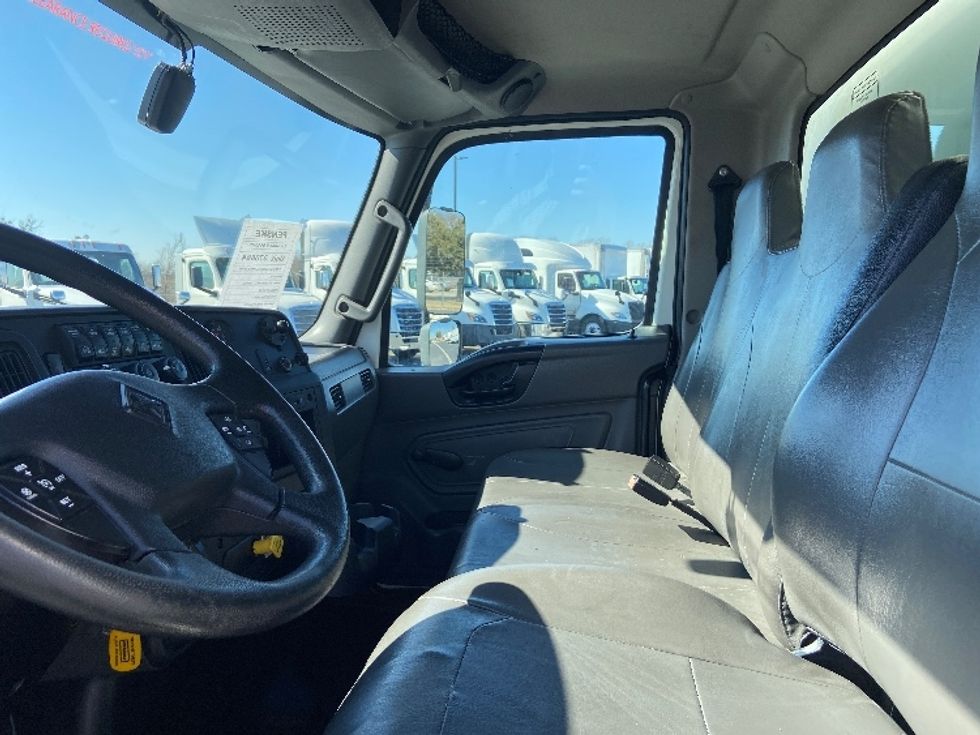 Medium Duty Box Truck-Light and Medium Duty Trucks-International-2021-MV607-San Antonio-TX-126,207\n\t\tmiles-$ 62,750 - Image 19
