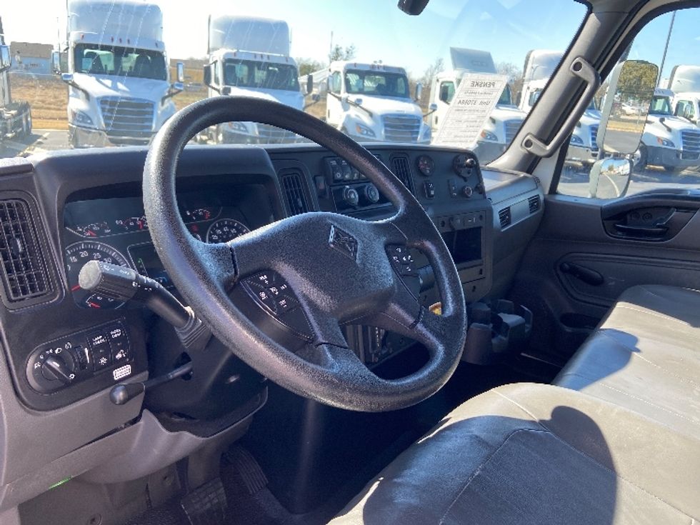 Medium Duty Box Truck-Light and Medium Duty Trucks-International-2021-MV607-San Antonio-TX-126,207\n\t\tmiles-$ 62,750 - Image 17