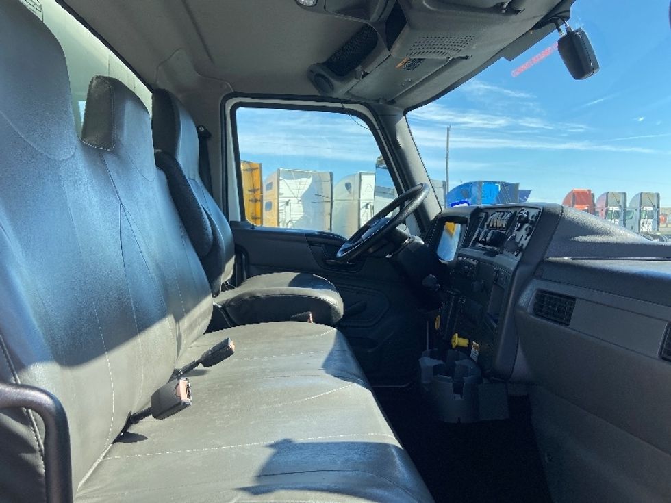 Medium Duty Box Truck-Light and Medium Duty Trucks-International-2021-MV607-San Antonio-TX-126,207\n\t\tmiles-$ 62,750 - Image 22