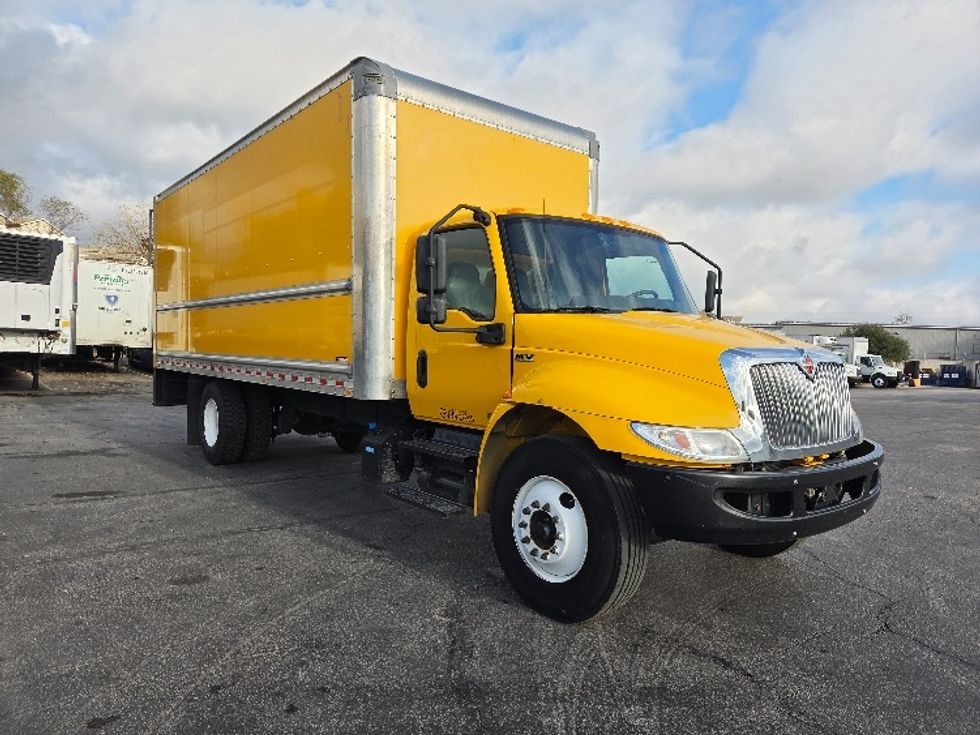Medium Duty Box Truck-Light and Medium Duty Trucks-International-2021-MV607-San Antonio-TX-144,125\n\t\tmiles-$ 44,000 - Image 1