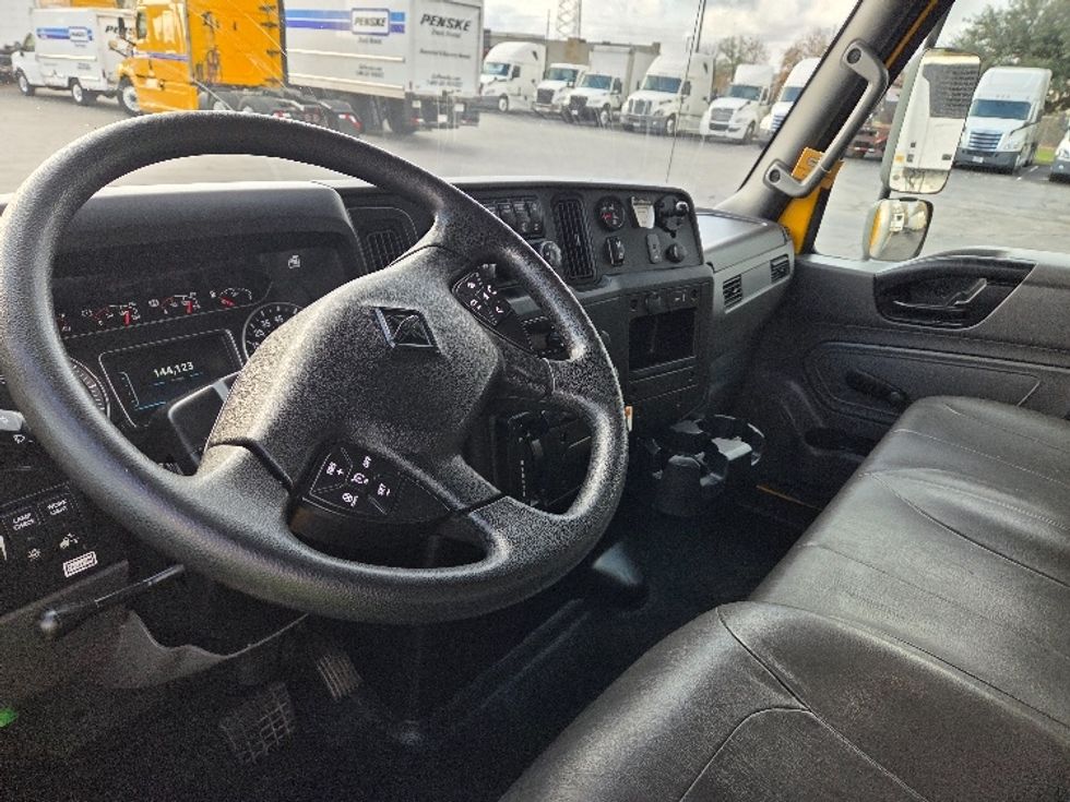 Medium Duty Box Truck-Light and Medium Duty Trucks-International-2021-MV607-San Antonio-TX-144,125\n\t\tmiles-$ 44,000 - Image 16