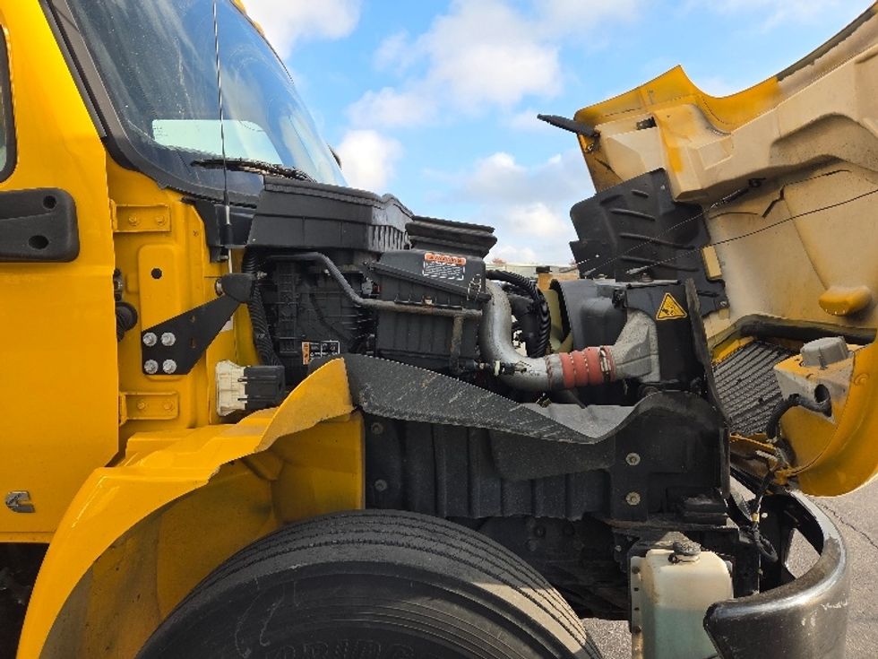 Medium Duty Box Truck-Light and Medium Duty Trucks-International-2021-MV607-San Antonio-TX-144,125\n\t\tmiles-$ 44,000 - Image 22