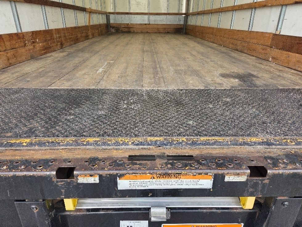 Medium Duty Box Truck-Light and Medium Duty Trucks-International-2021-MV607-San Antonio-TX-144,125\n\t\tmiles-$ 44,000 - Image 9