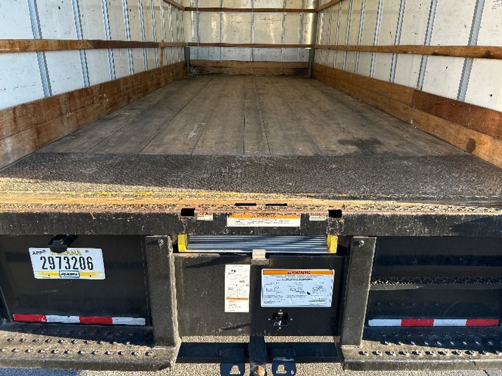 Medium Duty Box Truck-Light and Medium Duty Trucks-International-2021-MV607-San Antonio-TX-156,607\n\t\tmiles-$ 42,250 - Image 10