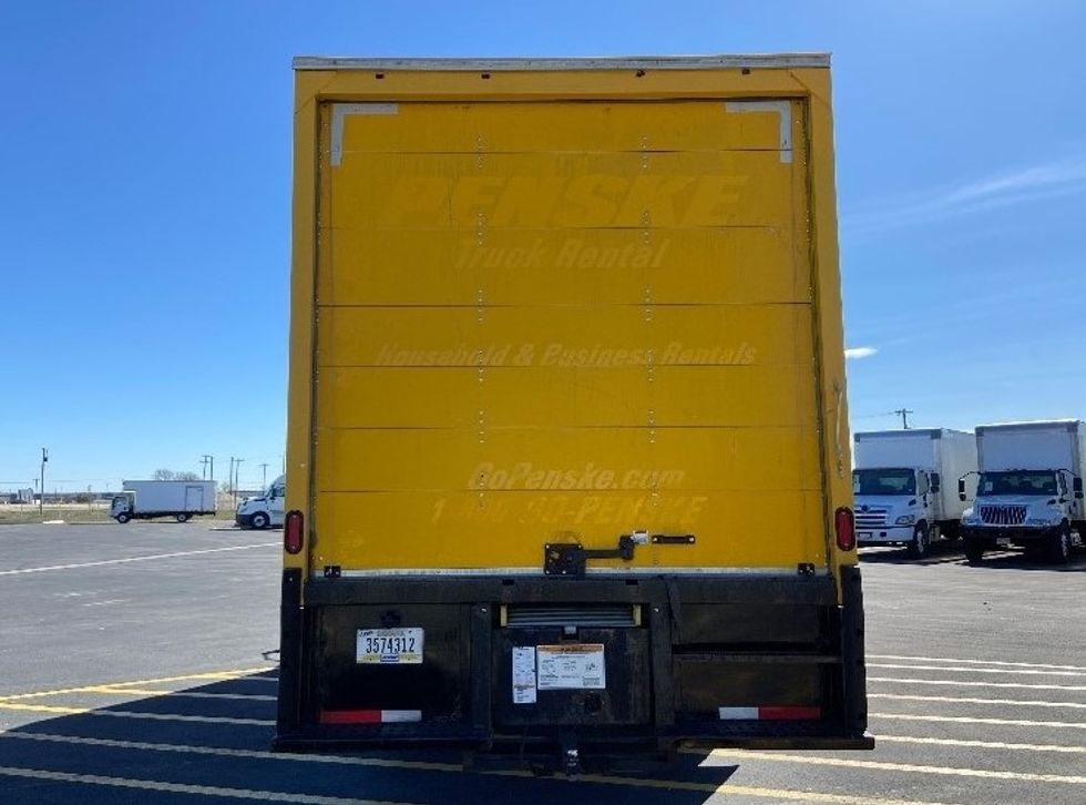 Medium Duty Box Truck-Light and Medium Duty Trucks-International-2021-MV607-San Antonio-TX-167,302\n\t\tmiles-$ 40,750 - Image 7