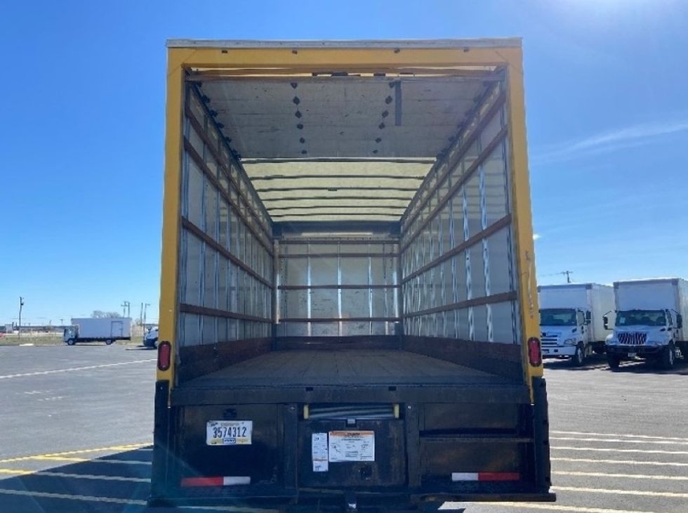 Medium Duty Box Truck-Light and Medium Duty Trucks-International-2021-MV607-San Antonio-TX-167,302\n\t\tmiles-$ 40,750 - Image 8