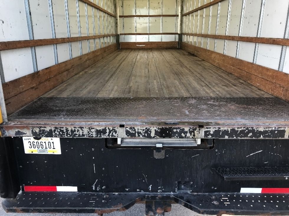 Medium Duty Box Truck-Light and Medium Duty Trucks-International-2021-MV607-San Antonio-TX-173,970\n\t\tmiles-$ 46,500 - Image 10