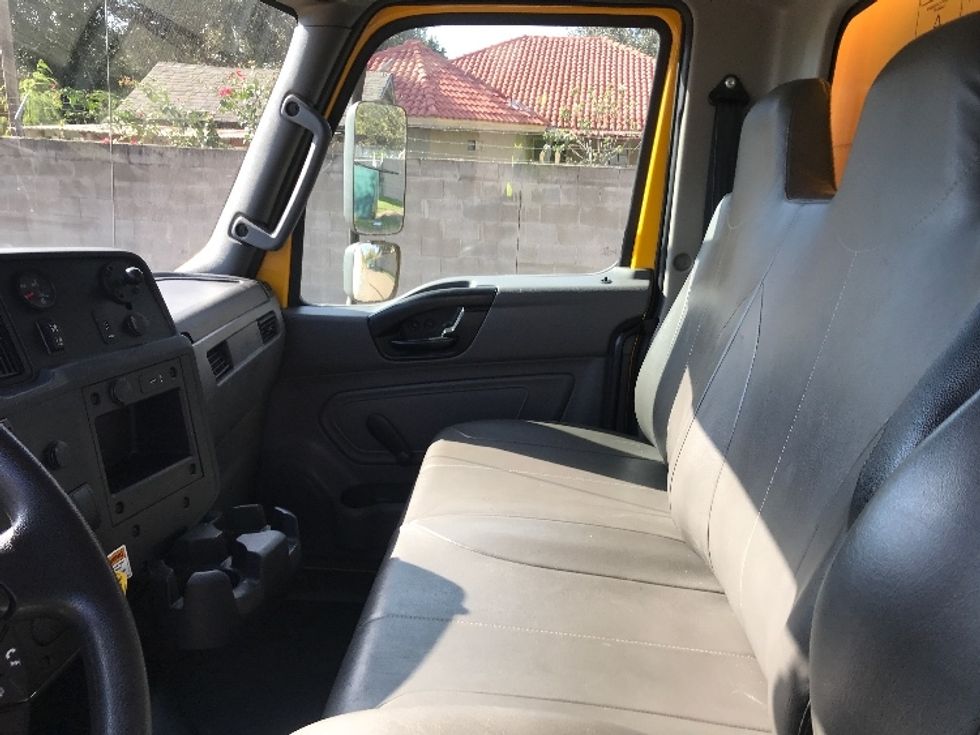 Medium Duty Box Truck-Light and Medium Duty Trucks-International-2021-MV607-San Antonio-TX-173,970\n\t\tmiles-$ 46,500 - Image 18