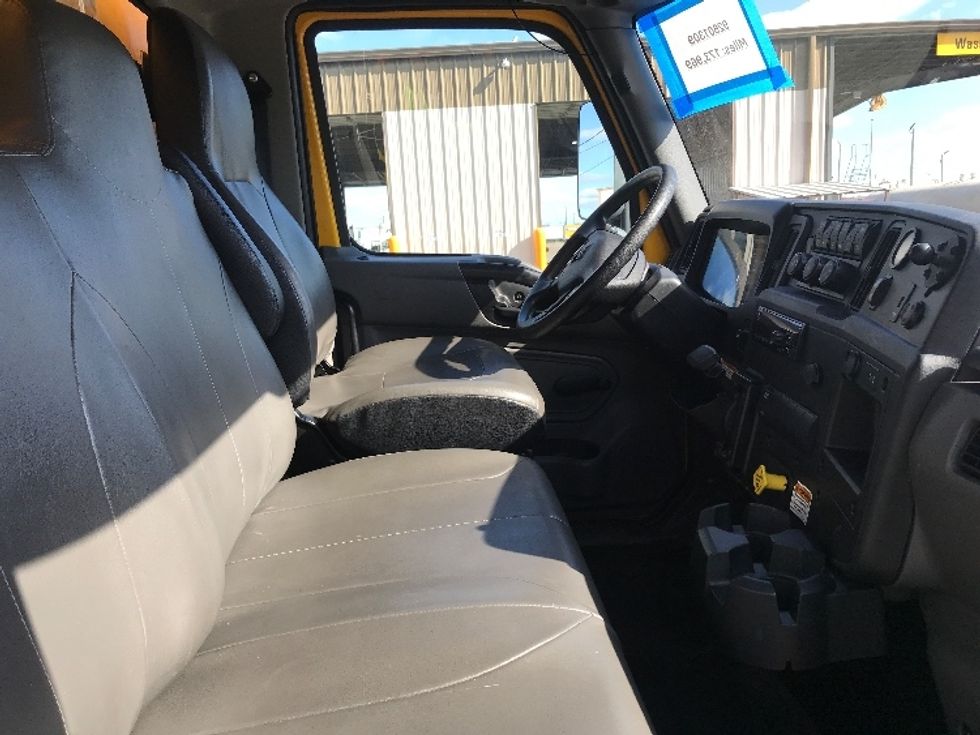 Medium Duty Box Truck-Light and Medium Duty Trucks-International-2021-MV607-San Antonio-TX-173,970\n\t\tmiles-$ 46,500 - Image 21