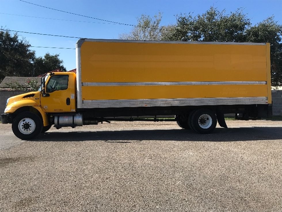 Medium Duty Box Truck-Light and Medium Duty Trucks-International-2021-MV607-San Antonio-TX-173,970\n\t\tmiles-$ 46,500 - Image 4