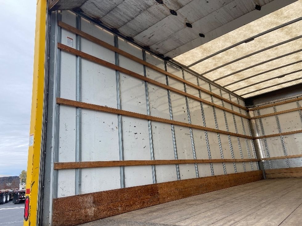 Medium Duty Box Truck-Light and Medium Duty Trucks-International-2021-MV607-San Antonio-TX-181,592\n\t\tmiles-$ 38,750 - Image 10