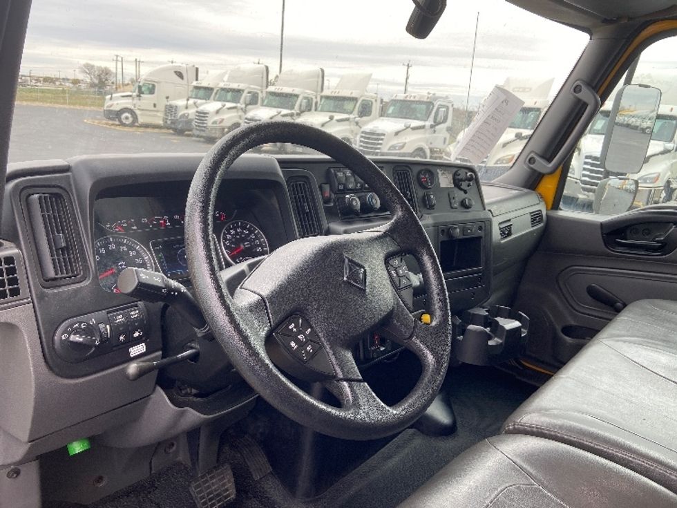Medium Duty Box Truck-Light and Medium Duty Trucks-International-2021-MV607-San Antonio-TX-181,592\n\t\tmiles-$ 38,750 - Image 16