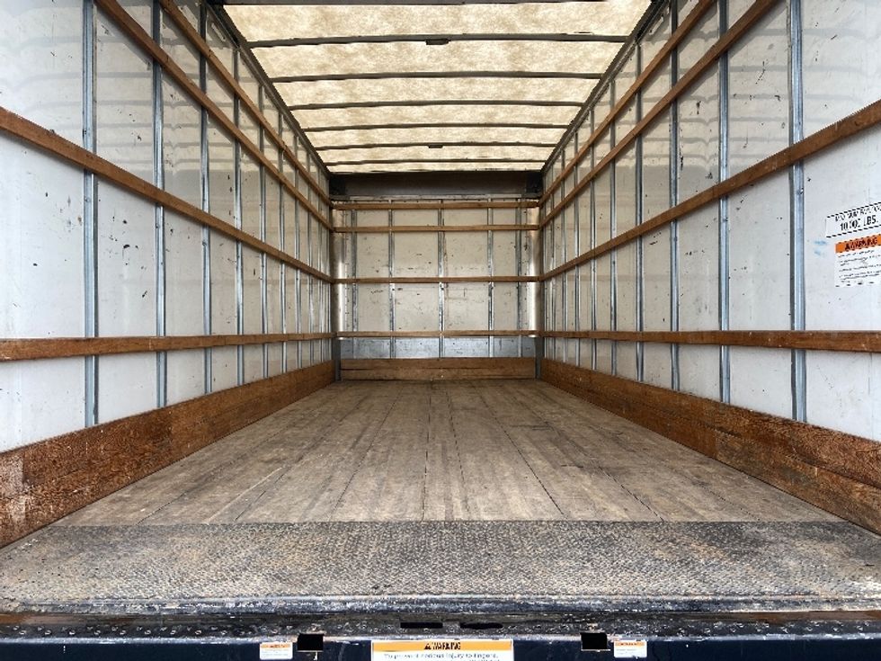 Medium Duty Box Truck-Light and Medium Duty Trucks-International-2021-MV607-San Antonio-TX-181,592\n\t\tmiles-$ 38,750 - Image 9