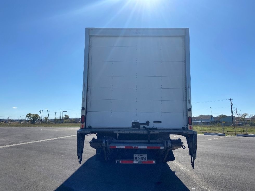 Medium Duty Box Truck-Light and Medium Duty Trucks-International-2021-MV607-San Antonio-TX-187,149\n\t\tmiles-$ 53,750 - Image 7