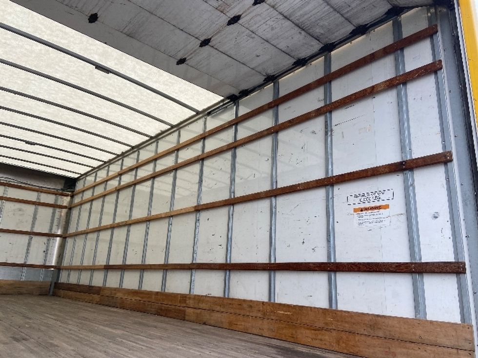 Medium Duty Box Truck-Light and Medium Duty Trucks-International-2021-MV607-San Antonio-TX-189,609\n\t\tmiles-$ 43,750 - Image 11