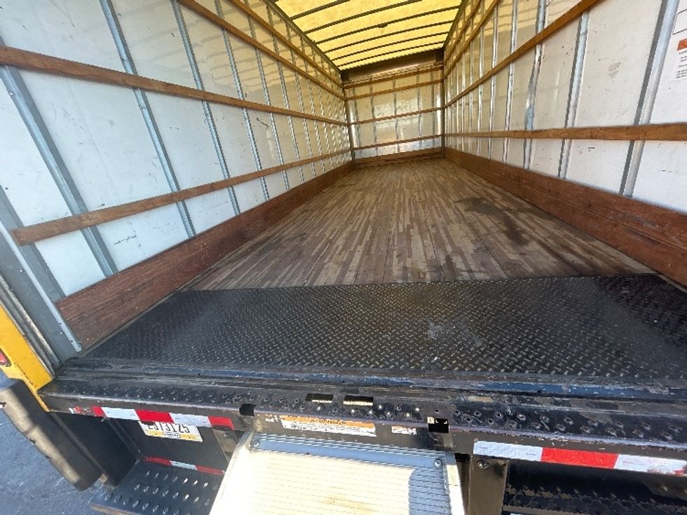 Medium Duty Box Truck-Light and Medium Duty Trucks-International-2021-MV607-San Antonio-TX-194,551\n\t\tmiles-$ 43,000 - Image 10