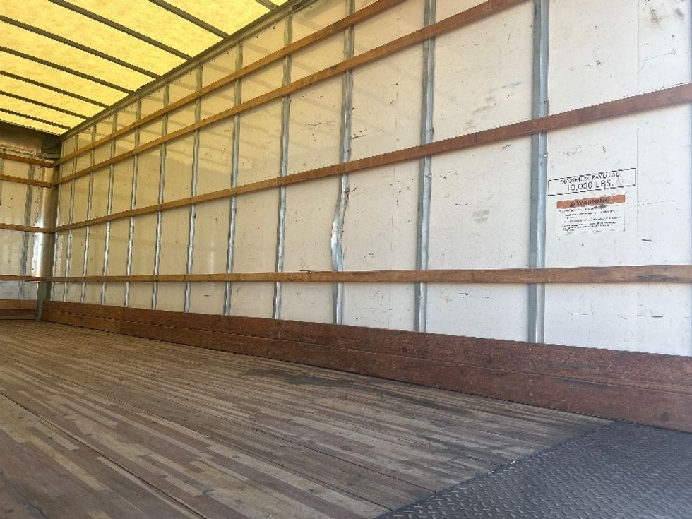 Medium Duty Box Truck-Light and Medium Duty Trucks-International-2021-MV607-San Antonio-TX-194,551\n\t\tmiles-$ 43,000 - Image 12