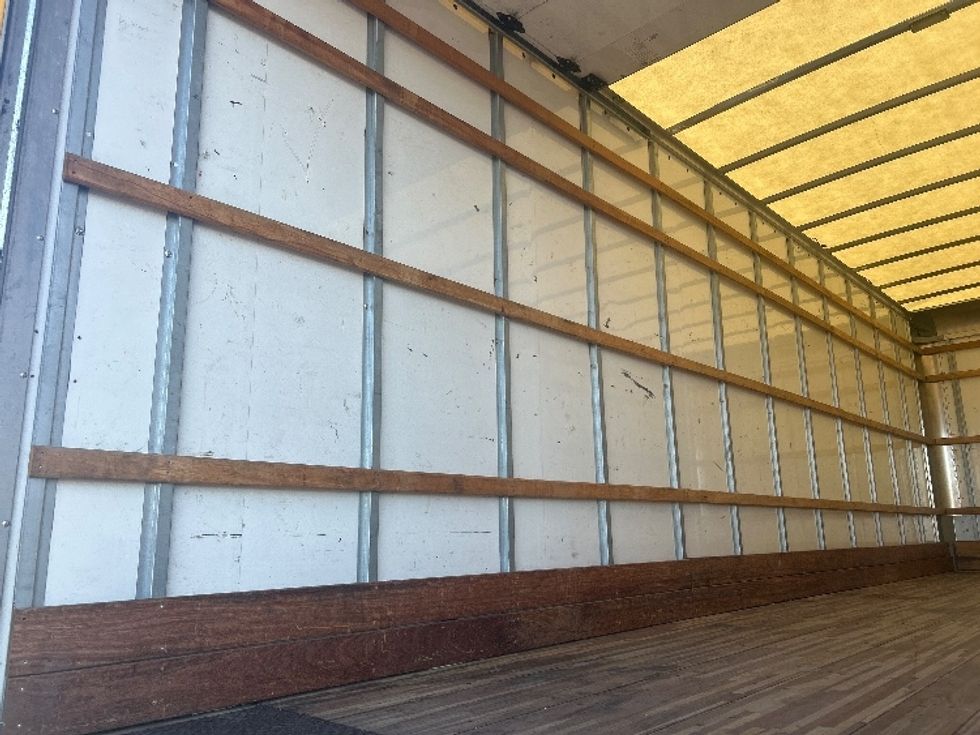 Medium Duty Box Truck-Light and Medium Duty Trucks-International-2021-MV607-San Antonio-TX-194,551\n\t\tmiles-$ 43,000 - Image 11