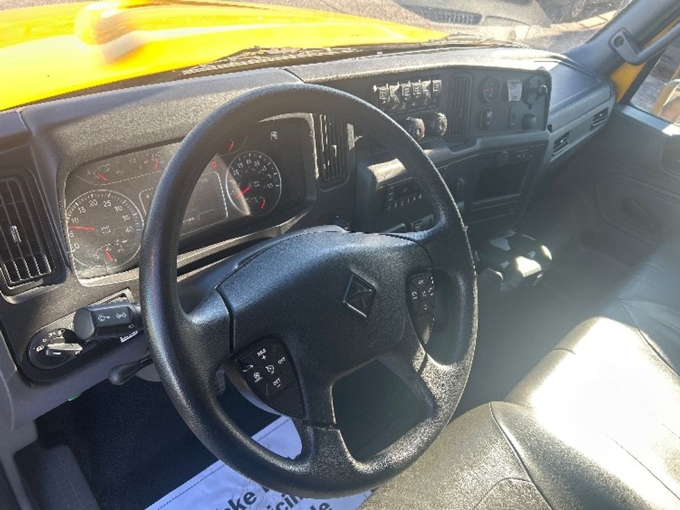 Medium Duty Box Truck-Light and Medium Duty Trucks-International-2021-MV607-San Antonio-TX-194,551\n\t\tmiles-$ 43,000 - Image 17