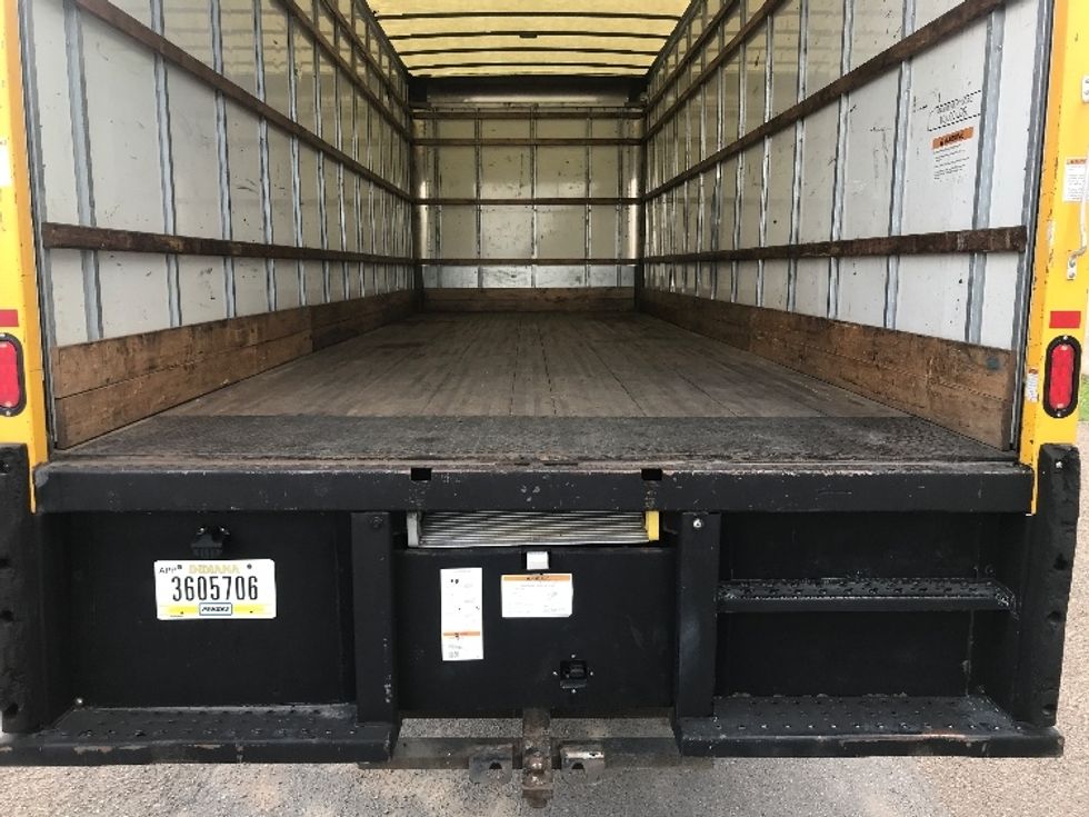 Medium Duty Box Truck-Light and Medium Duty Trucks-International-2021-MV607-San Antonio-TX-201,277\n\t\tmiles-$ 42,000 - Image 10