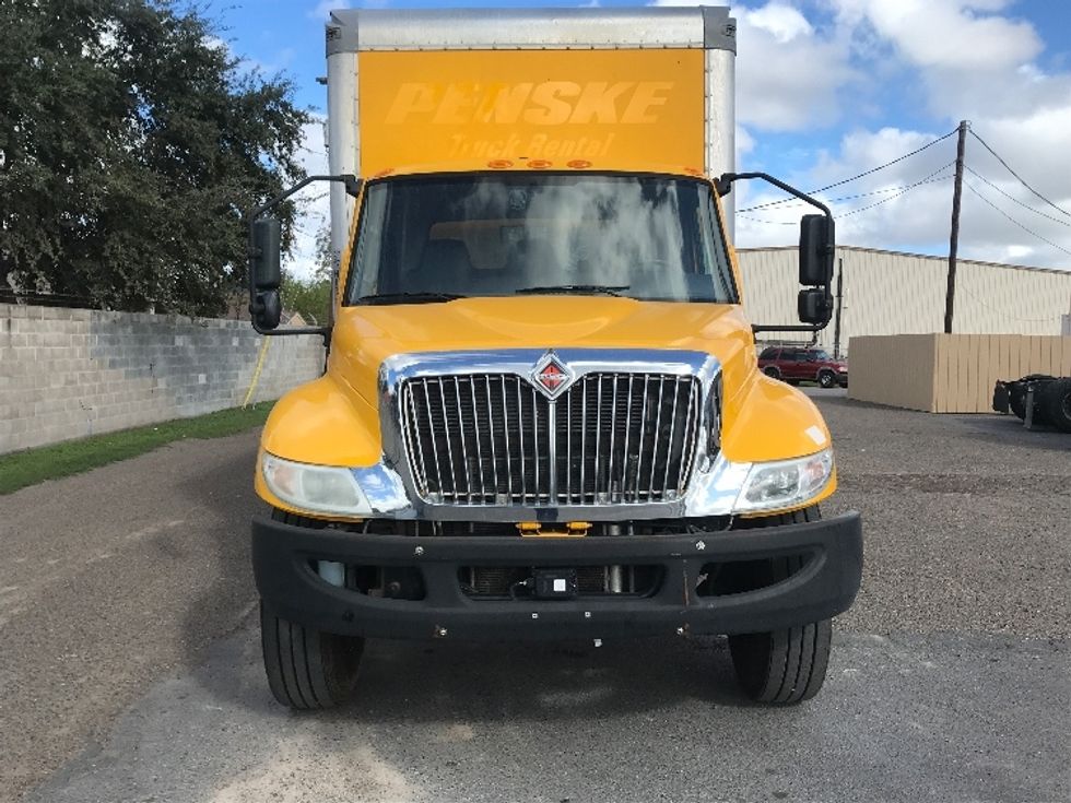 Medium Duty Box Truck-Light and Medium Duty Trucks-International-2021-MV607-San Antonio-TX-201,277\n\t\tmiles-$ 42,000 - Image 2