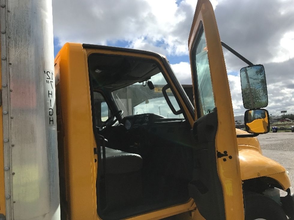 Medium Duty Box Truck-Light and Medium Duty Trucks-International-2021-MV607-San Antonio-TX-201,277\n\t\tmiles-$ 42,000 - Image 20