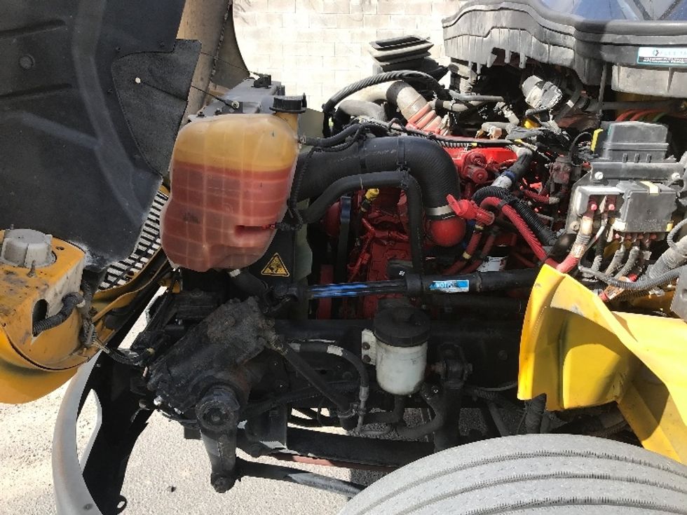 Medium Duty Box Truck-Light and Medium Duty Trucks-International-2021-MV607-San Antonio-TX-201,277\n\t\tmiles-$ 42,000 - Image 24