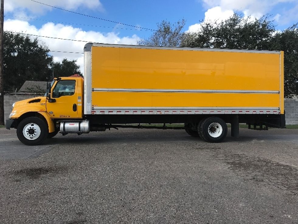 Medium Duty Box Truck-Light and Medium Duty Trucks-International-2021-MV607-San Antonio-TX-201,277\n\t\tmiles-$ 42,000 - Image 4