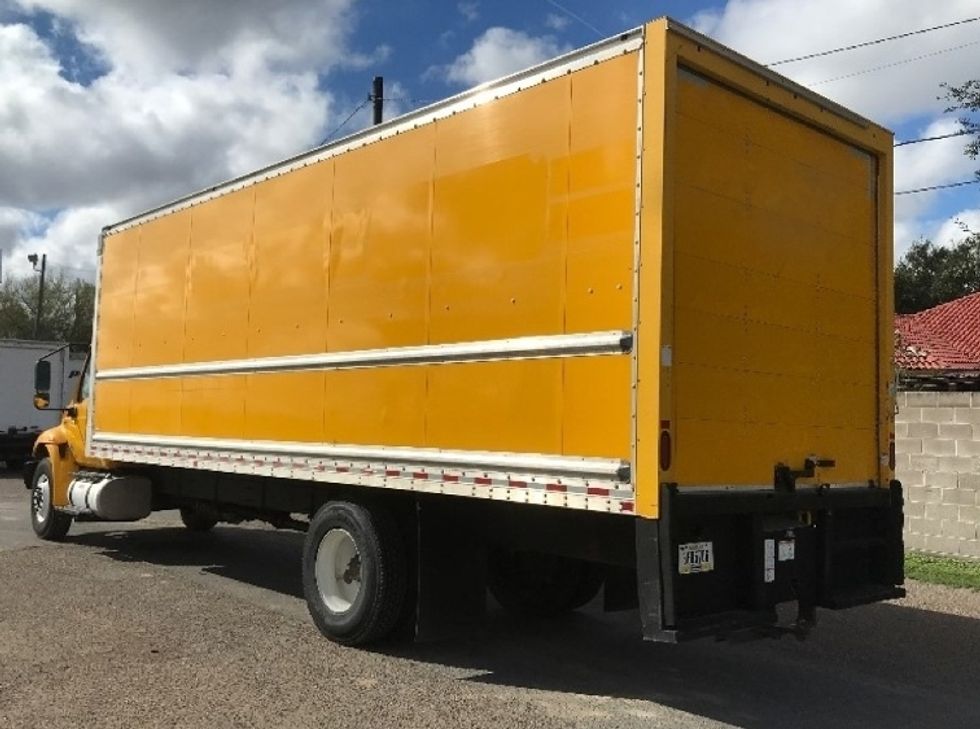 Medium Duty Box Truck-Light and Medium Duty Trucks-International-2021-MV607-San Antonio-TX-201,277\n\t\tmiles-$ 42,000 - Image 6
