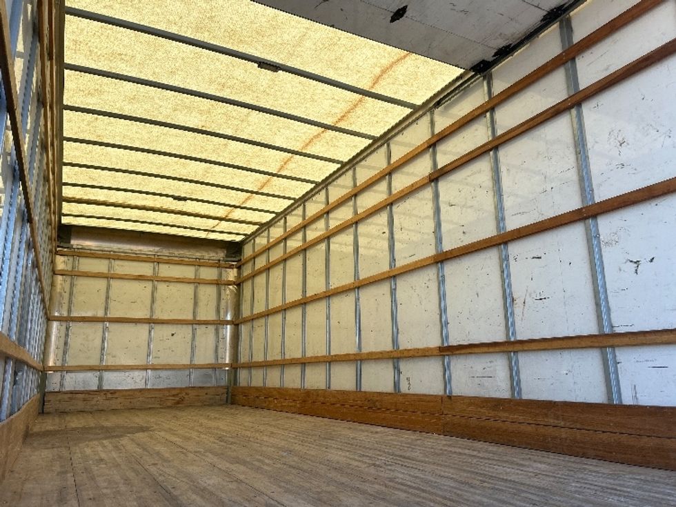 Medium Duty Box Truck-Light and Medium Duty Trucks-International-2021-MV607-San Antonio-TX-201,544\n\t\tmiles-$ 42,000 - Image 12