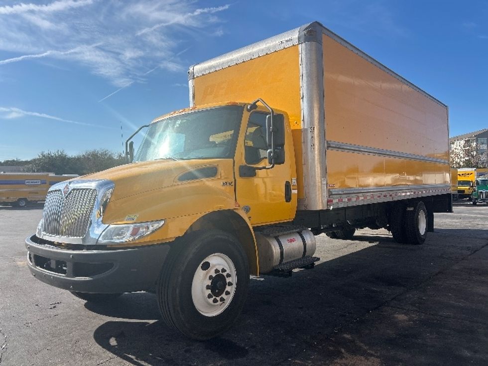 Medium Duty Box Truck-Light and Medium Duty Trucks-International-2021-MV607-San Antonio-TX-201,544\n\t\tmiles-$ 42,000 - Image 3