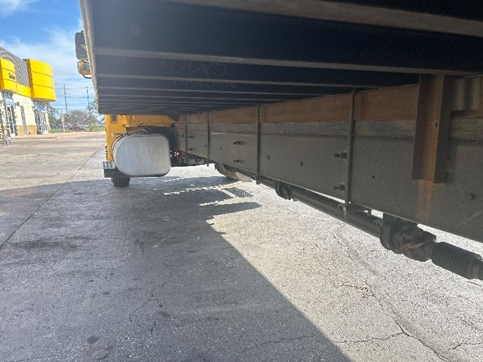 Medium Duty Box Truck-Light and Medium Duty Trucks-International-2021-MV607-San Antonio-TX-201,544\n\t\tmiles-$ 42,000 - Image 5