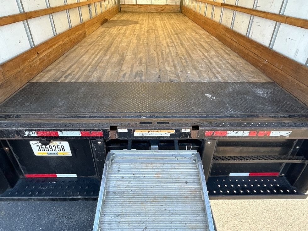 Medium Duty Box Truck-Light and Medium Duty Trucks-International-2021-MV607-San Antonio-TX-205,725\n\t\tmiles-$ 41,500 - Image 10