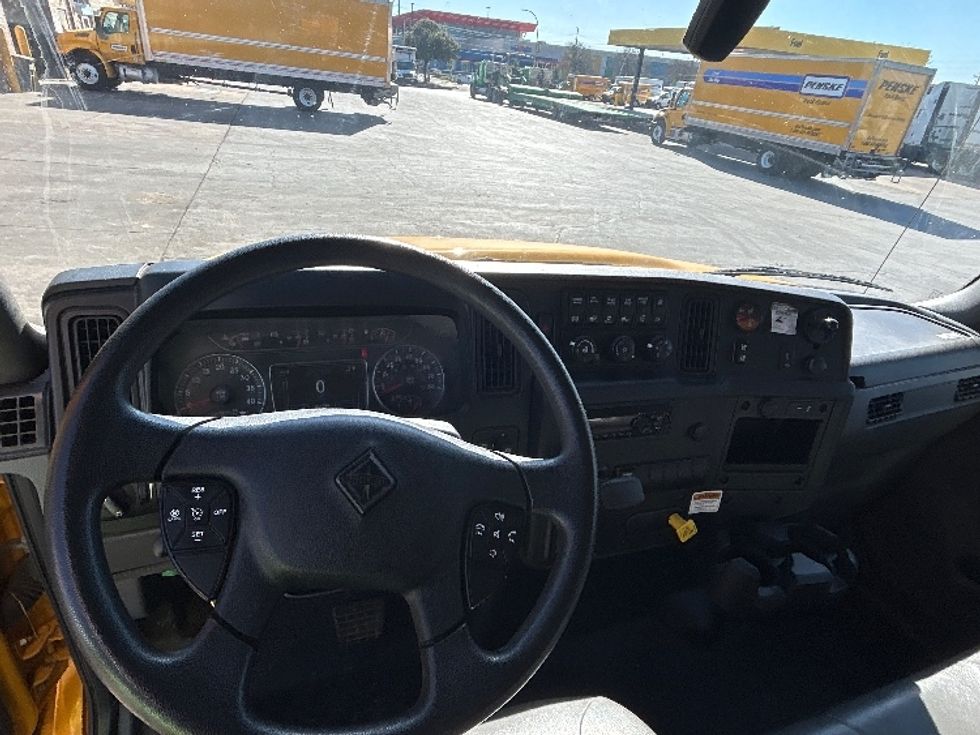 Medium Duty Box Truck-Light and Medium Duty Trucks-International-2021-MV607-San Antonio-TX-205,725\n\t\tmiles-$ 41,500 - Image 18