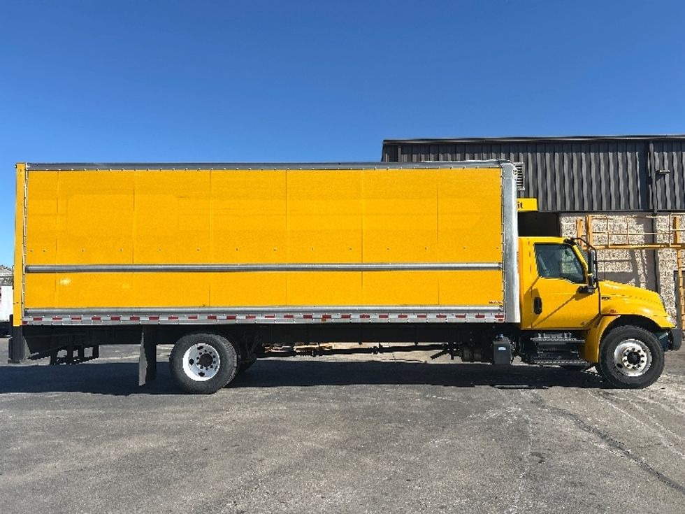Medium Duty Box Truck-Light and Medium Duty Trucks-International-2021-MV607-San Antonio-TX-205,725\n\t\tmiles-$ 41,500 - Image 15