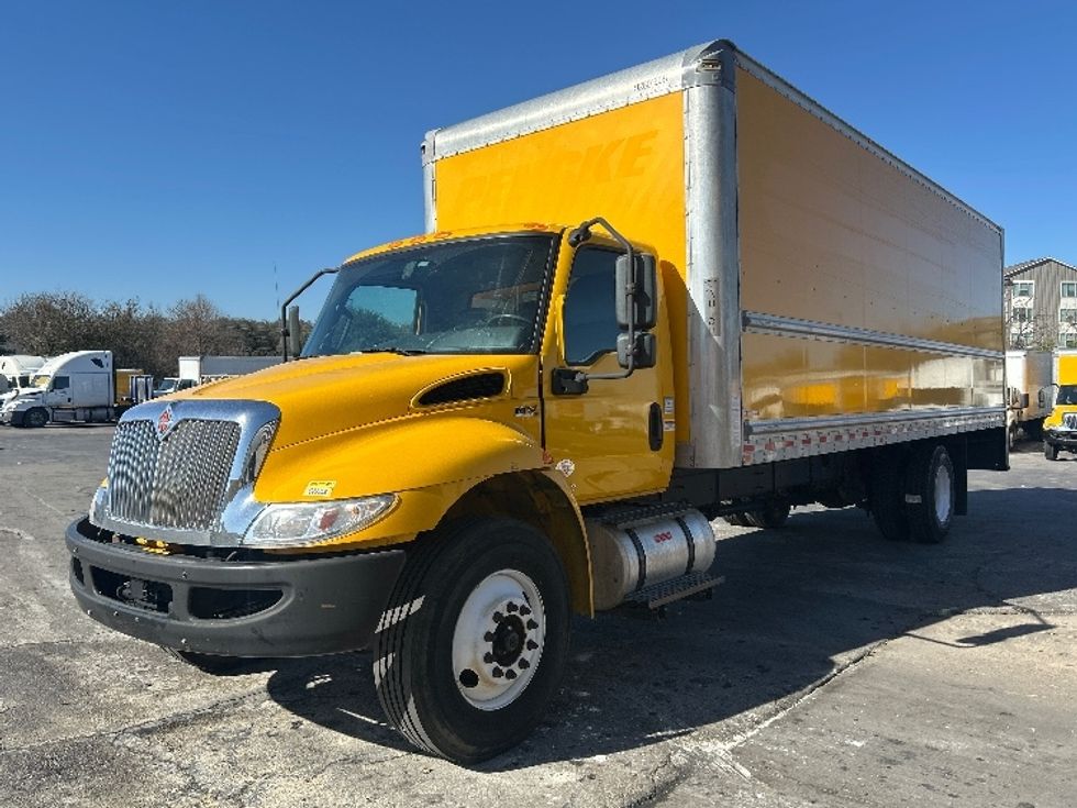 Medium Duty Box Truck-Light and Medium Duty Trucks-International-2021-MV607-San Antonio-TX-205,725\n\t\tmiles-$ 41,500 - Image 3