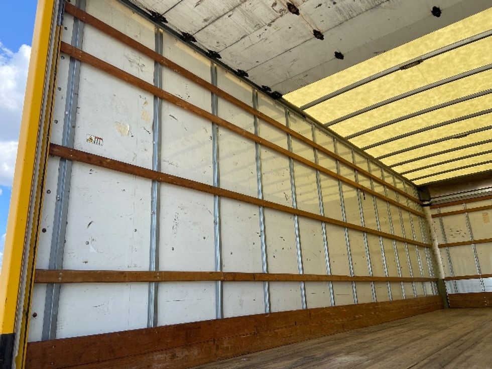 Medium Duty Box Truck-Light and Medium Duty Trucks-International-2021-MV607-San Antonio-TX-208,330\n\t\tmiles-$ 41,000 - Image 10