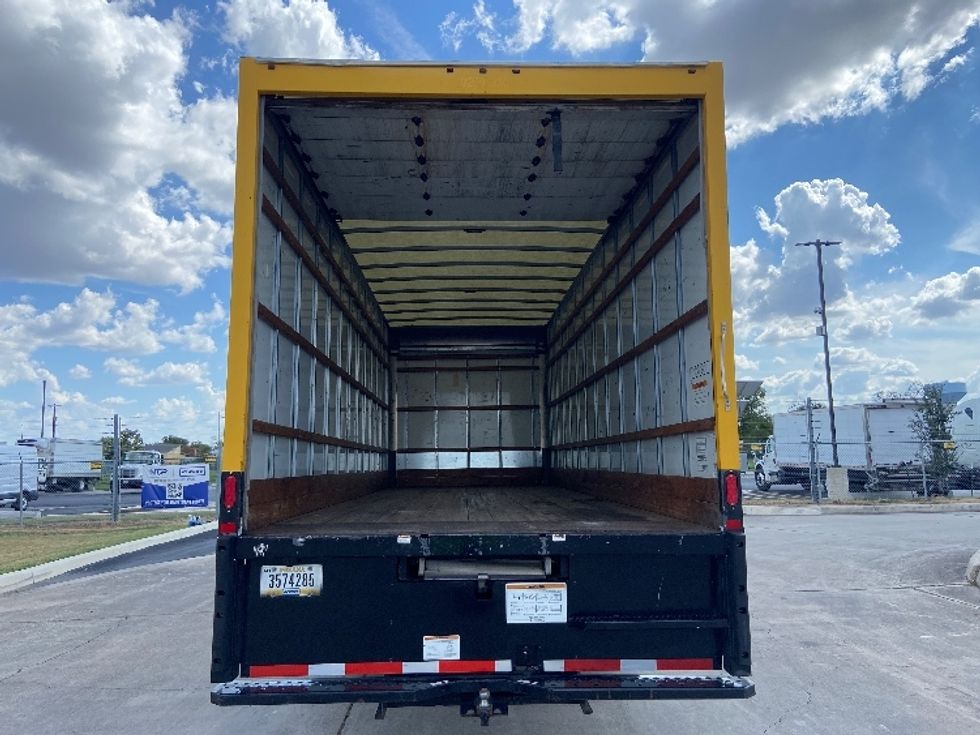 Medium Duty Box Truck-Light and Medium Duty Trucks-International-2021-MV607-San Antonio-TX-208,330\n\t\tmiles-$ 41,000 - Image 8