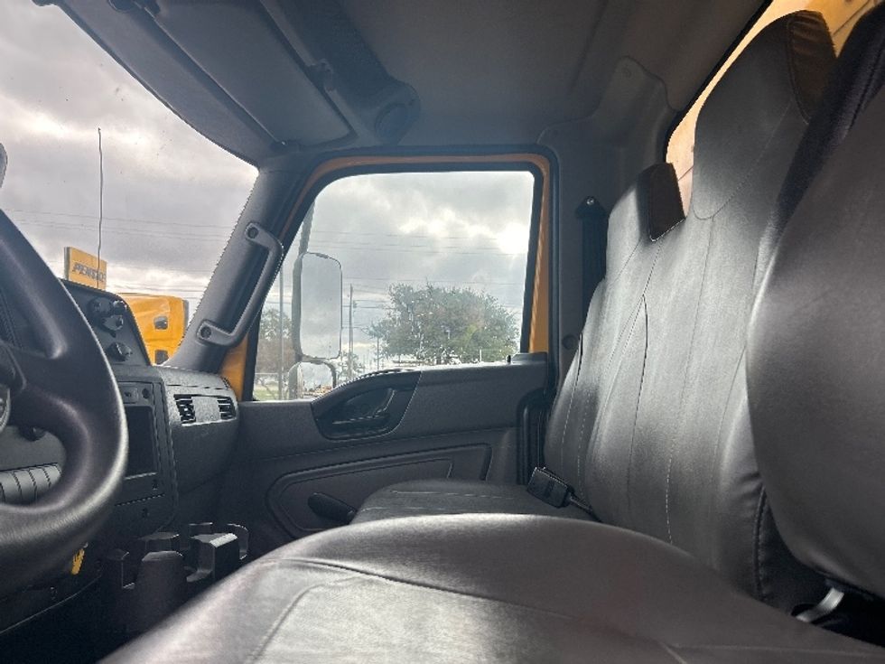 Medium Duty Box Truck-Light and Medium Duty Trucks-International-2021-MV607-San Antonio-TX-209,443\n\t\tmiles-$ 41,000 - Image 19