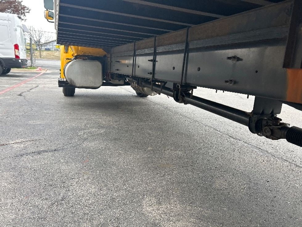 Medium Duty Box Truck-Light and Medium Duty Trucks-International-2021-MV607-San Antonio-TX-209,443\n\t\tmiles-$ 41,000 - Image 5