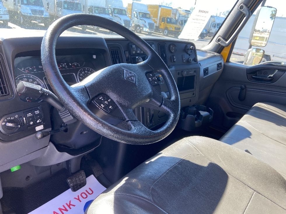 Medium Duty Box Truck-Light and Medium Duty Trucks-International-2021-MV607-San Antonio-TX-210,588\n\t\tmiles-$ 40,750 - Image 17