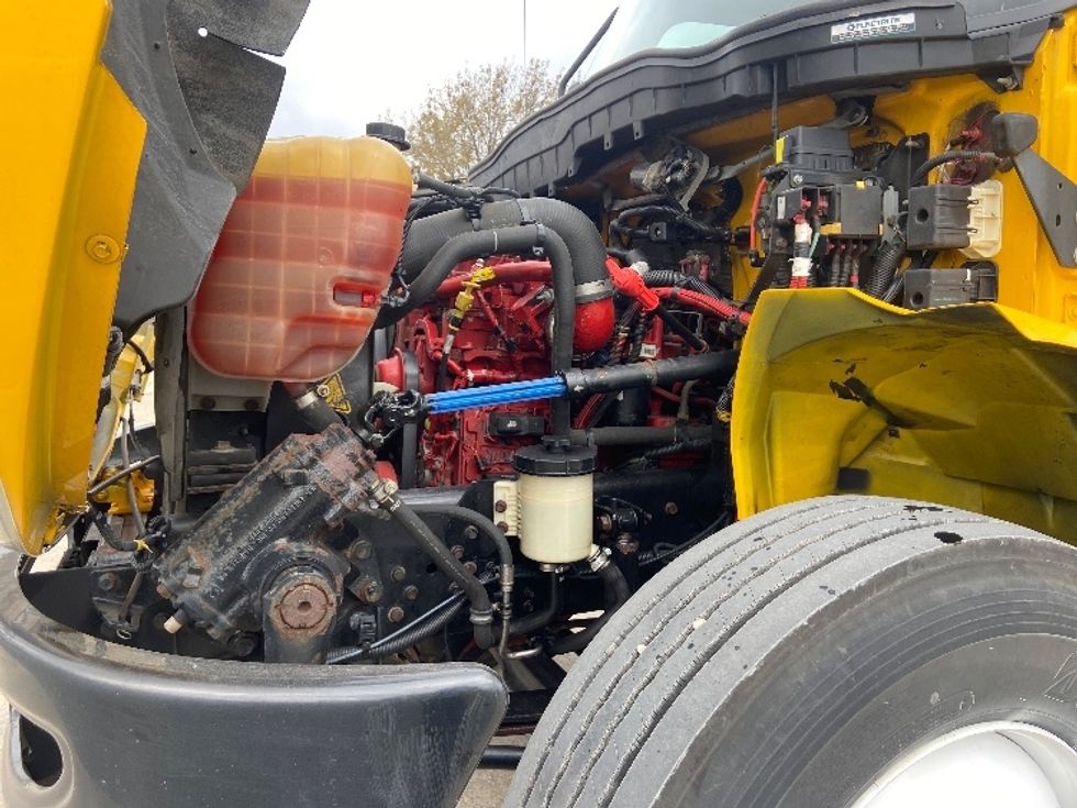 Medium Duty Box Truck-Light and Medium Duty Trucks-International-2021-MV607-San Antonio-TX-213,120\n\t\tmiles-$ 40,250 - Image 24