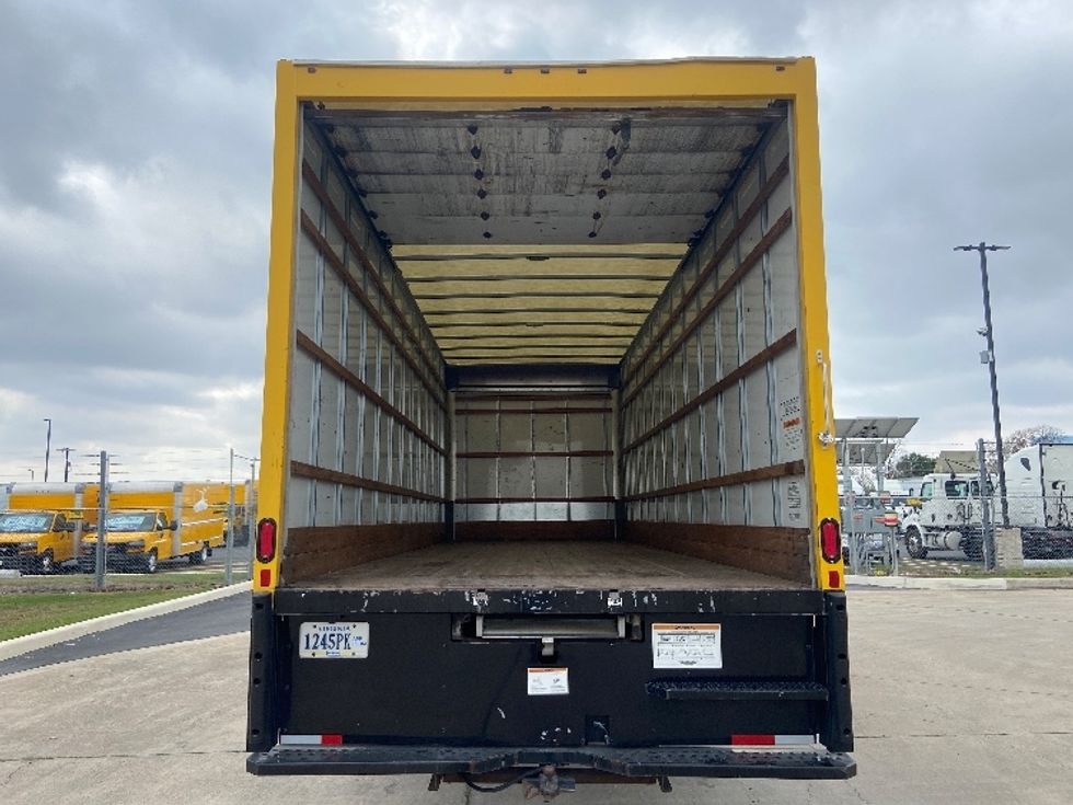 Medium Duty Box Truck-Light and Medium Duty Trucks-International-2021-MV607-San Antonio-TX-213,120\n\t\tmiles-$ 40,250 - Image 8